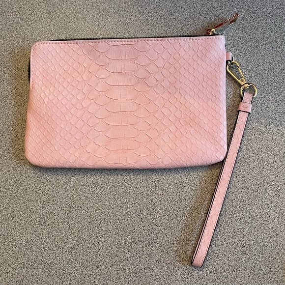 Victoria’s Secret Pink Wristlet Faux Leather/Gator Print - Picture 2 of 8